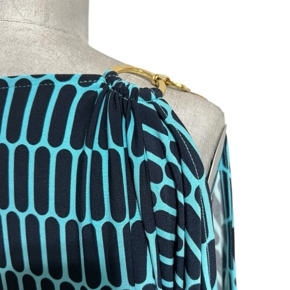 Michael Michael Kors Blue & Black Cold Shoulder With Chain Accent Pullover Top L - Picture 6 of 15